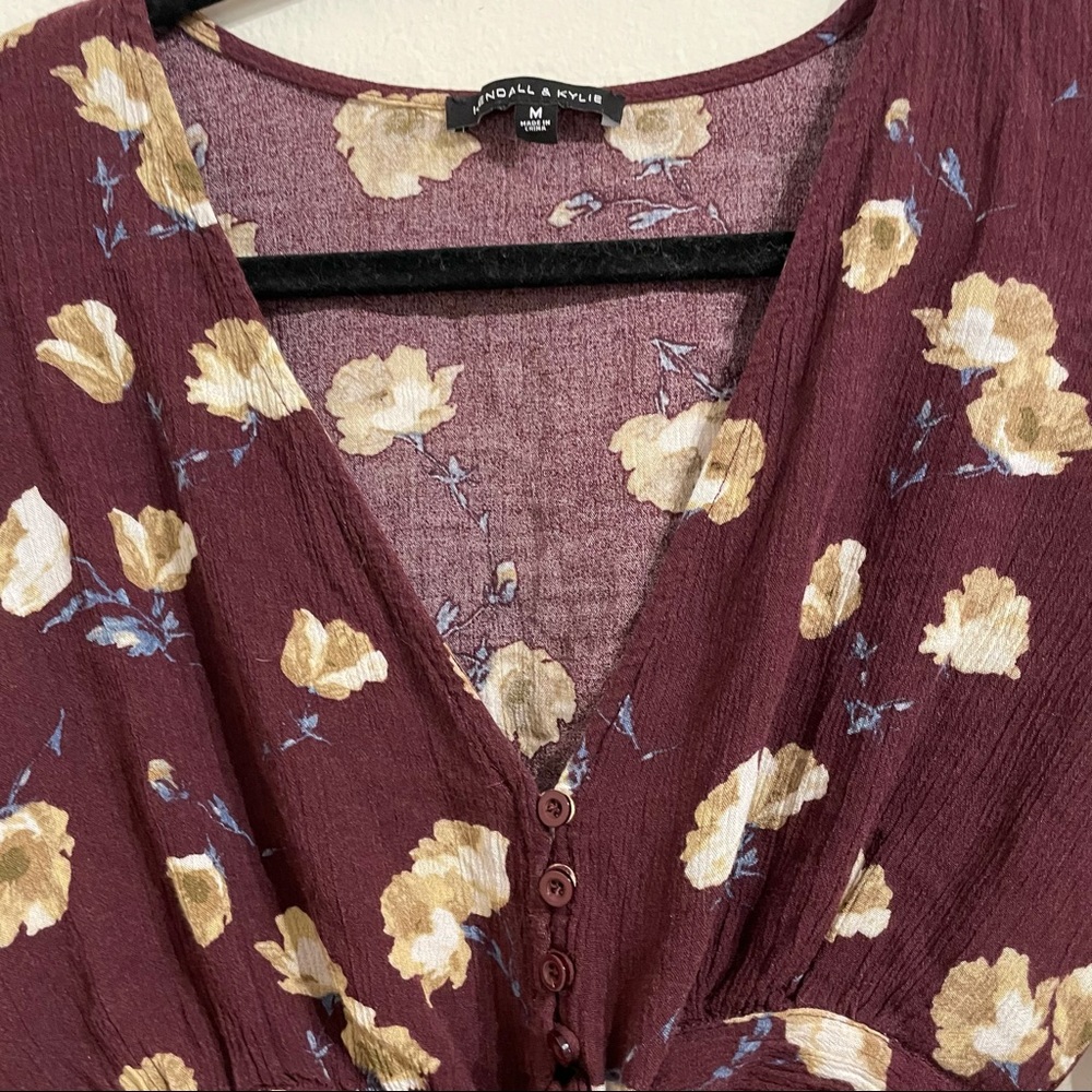 K&K Boho Maroon Floral Spring Tie Front Crop Top - Picture 7 of 8